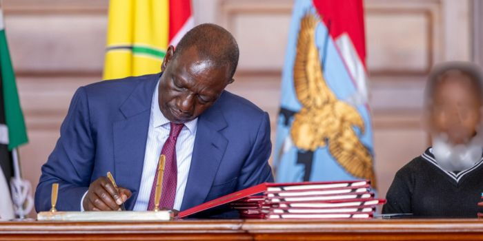 Ruto Signs 7 Landmark Deals with UAE, Including Railway Sector Transformation