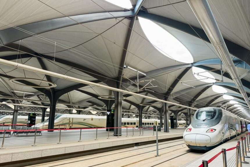 Saudi Arabia extends O&M contract for Haramain high-speed railway