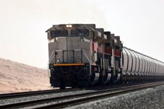 Etihad Rail Urges Shift from Road to Rail for Long-Haul Freight in UAE